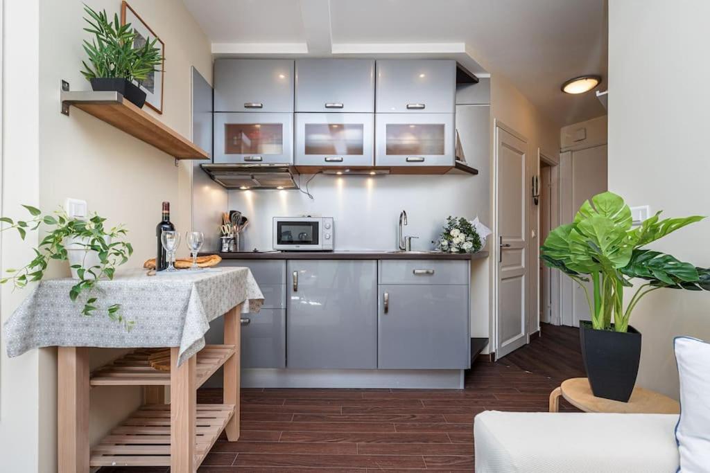 Stalingrad 32 - Cosy Apartement Close Old Port ニース エクステリア 写真
